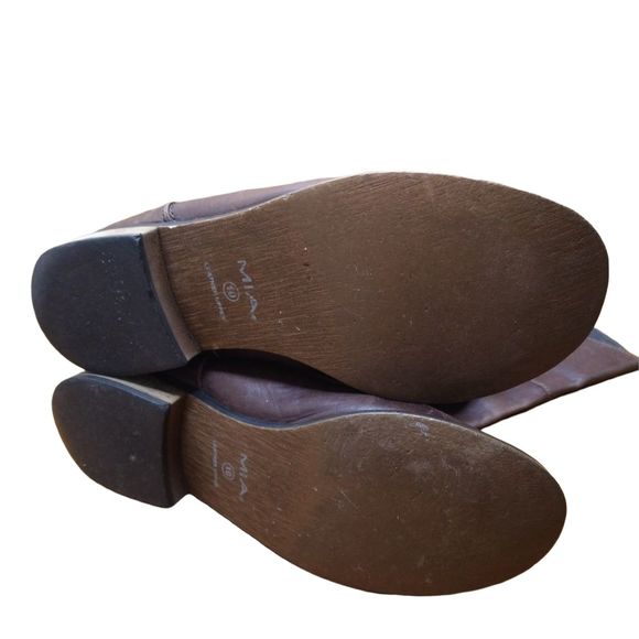 MIA Brown Genuine Distressed Leather Knee High Low Heel Riding Boots Size 10 - Picture 5 of 5